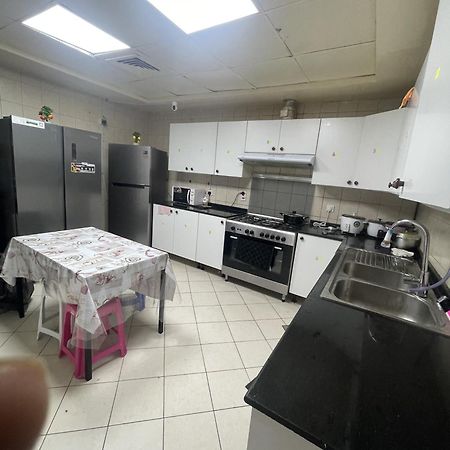 Elite Space Hostel And Capsule Accommodation Dubai Buitenkant foto